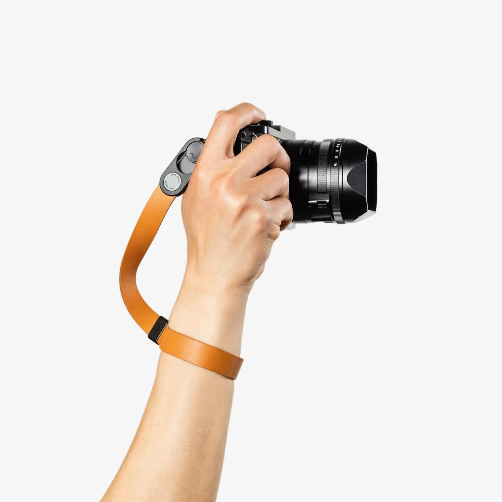 peak design cuff wrist leather amber
