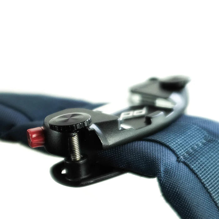 peak design long clamping bolts attached to capture clip