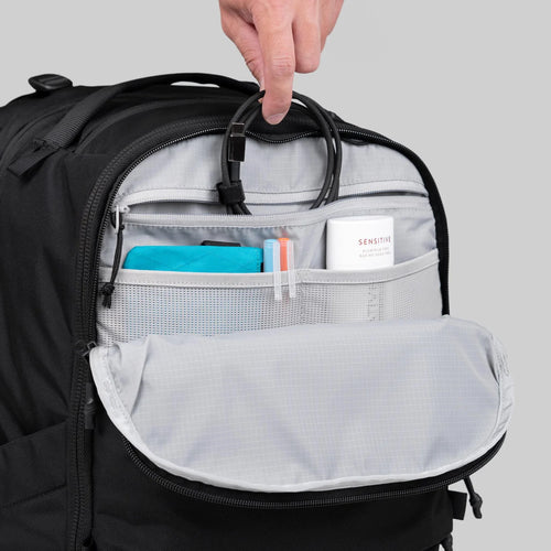 rework outbound travel pack 30l admin compartment