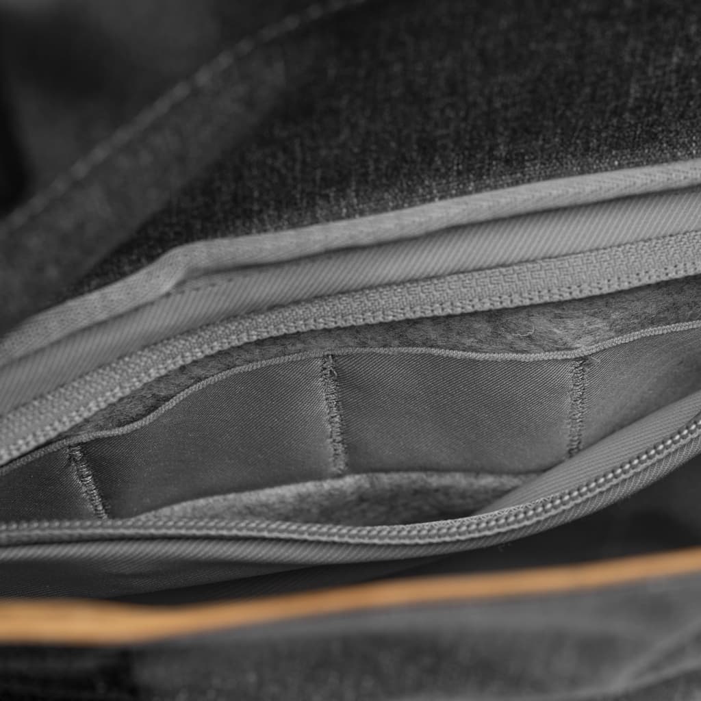 field pouch v2 charcoal 14