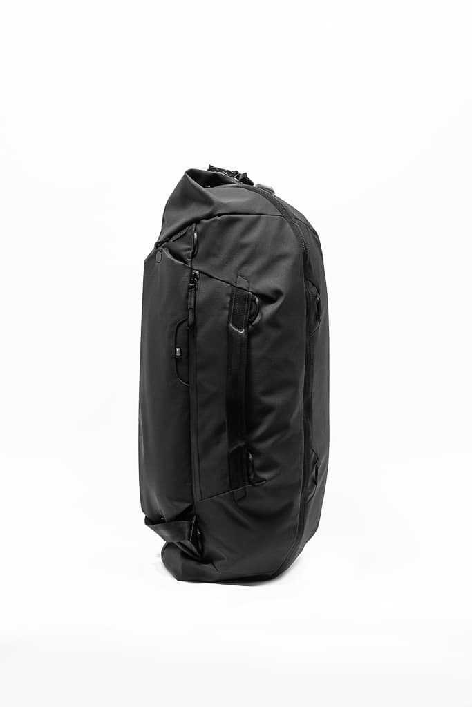 travel duffelpack 65L black 1 2