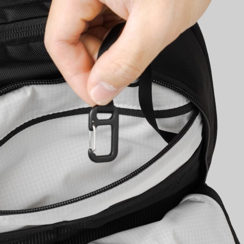 RW-TP-Key leash zipped admin pocket Toshi Pack 20L