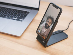 mobile wireless charging stand ls 9