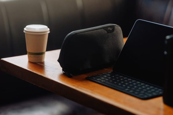 small techpouch black 16