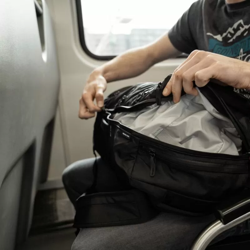 backpack-seg30-28 SEG30 Segmented Backpack