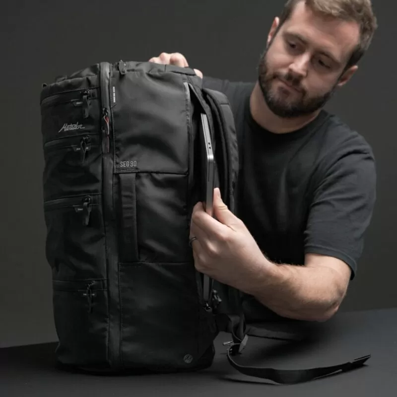 backpack-seg30-8 SEG30 Segmented Backpack
