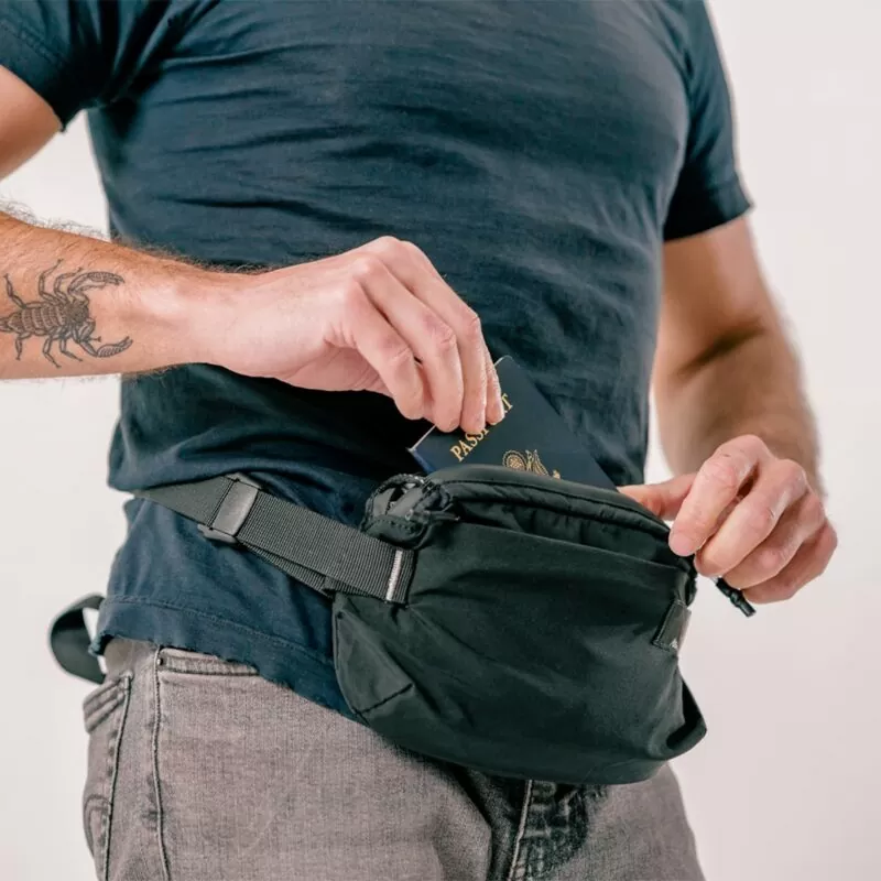 mat-refraction-sling-black-ls-10 ReFraction™ Packable Sling
