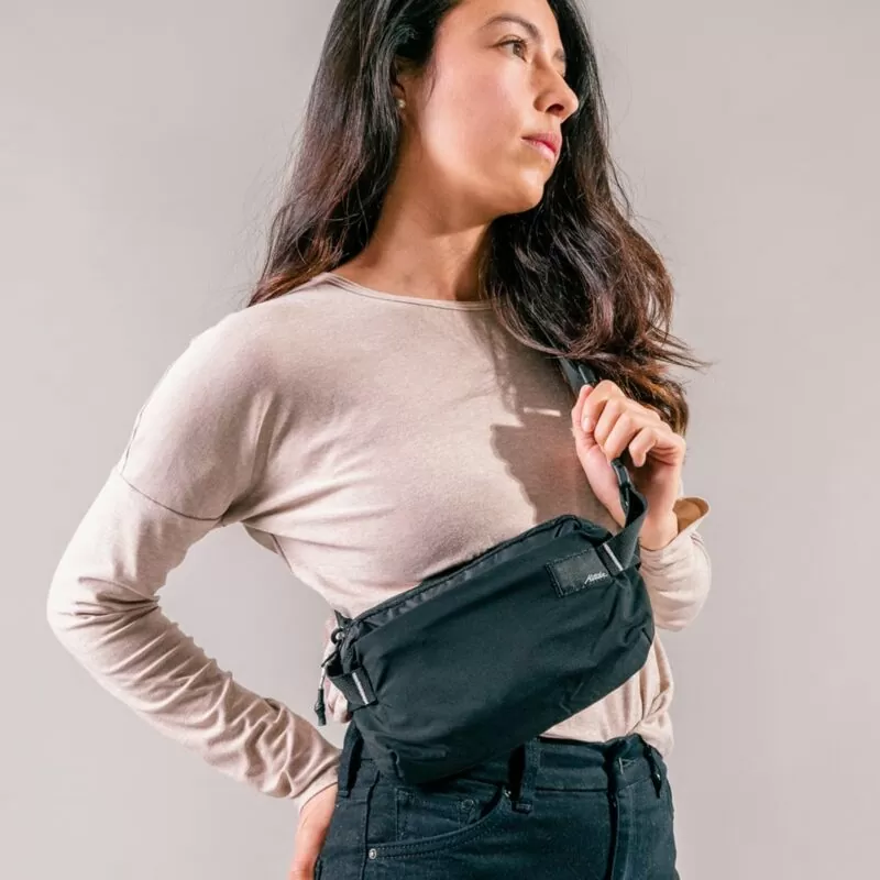 mat-refraction-sling-black-ls-4 ReFraction™ Packable Sling