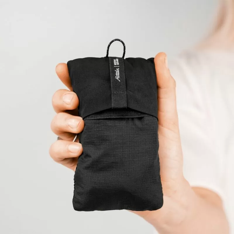 mat-blackoutmask-ear-usage-09 Blackout Sleep Mask + Earplugs